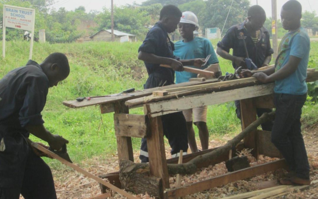Uitbreiding timmermansopleiding in Oeganda