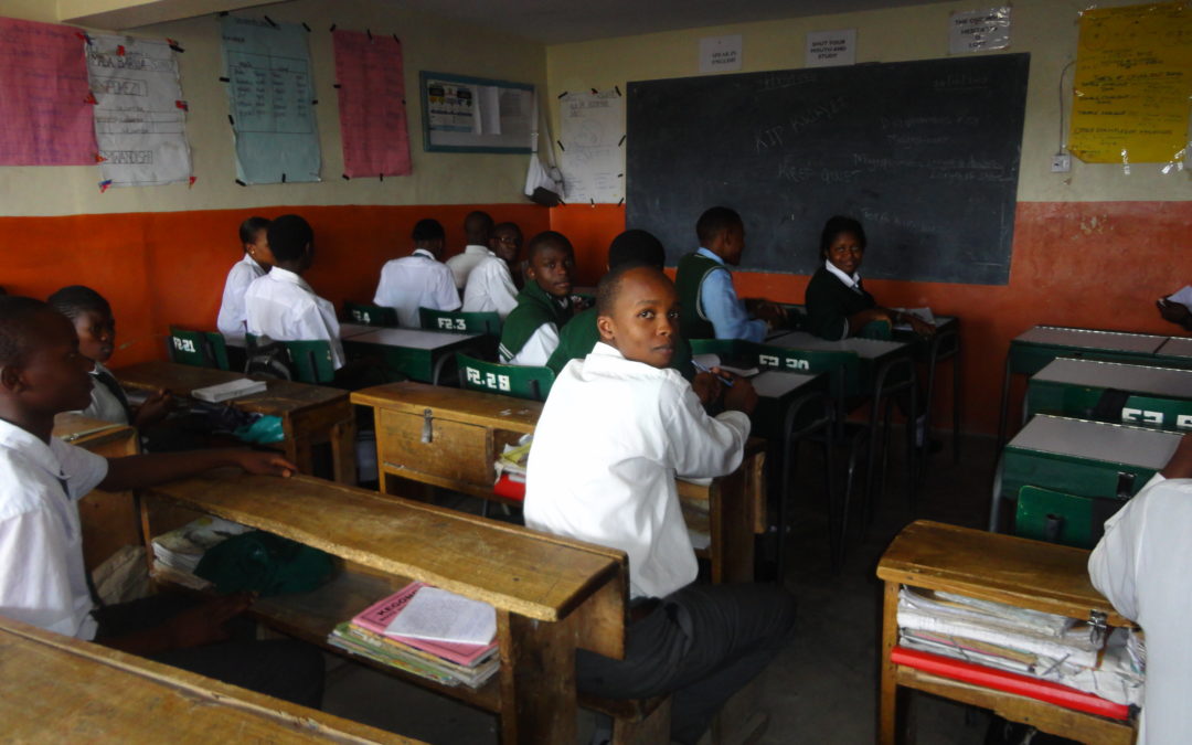 Renovatie Outering High School in Kenia