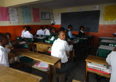 Renovatie Outering High School in Kenia